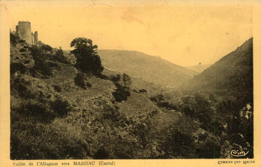 Massiac - Vallée de l'Alagnon - Chateau d'Aurouze 1