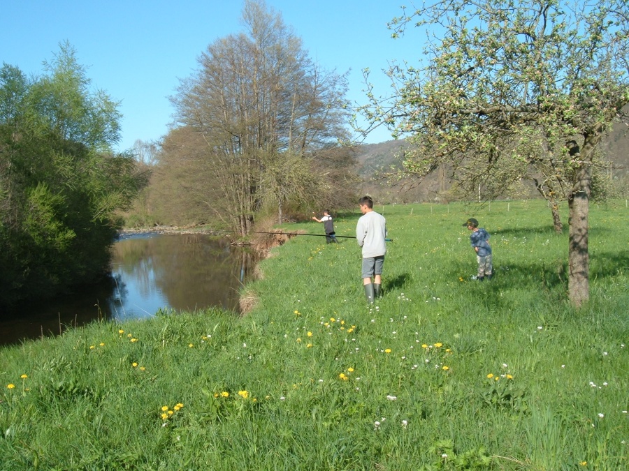 Pêche en famille (Alagnon)