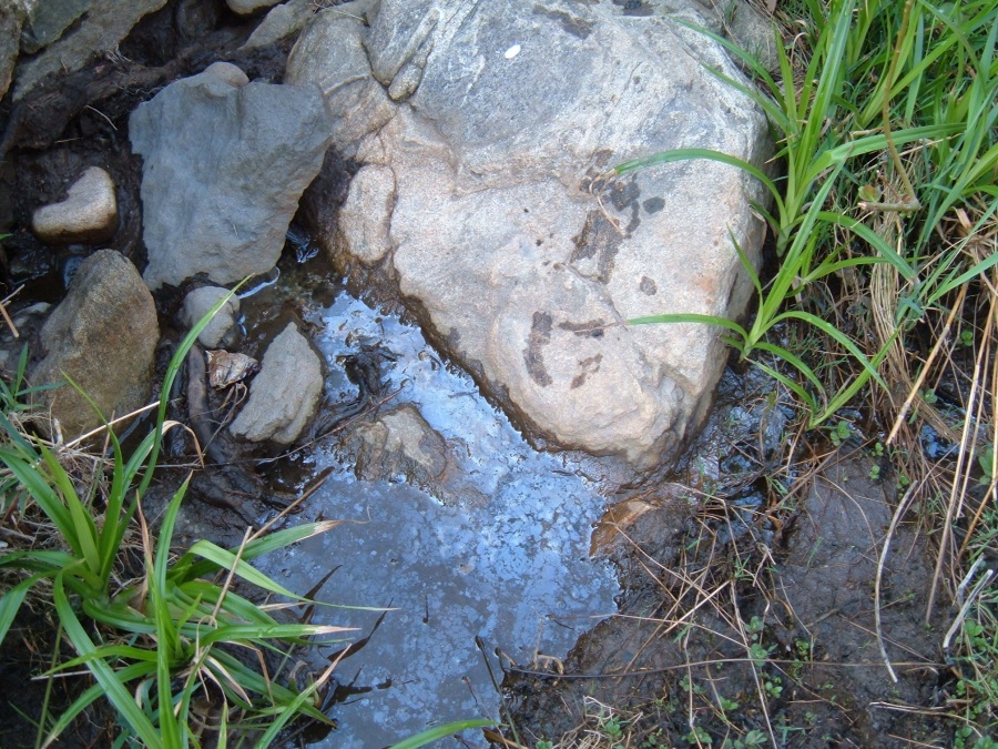 Pollution ponctuelle aux hydrocarbures